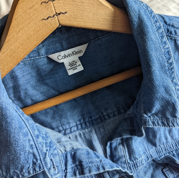 Pre-loved Iconic Western Style Button-Down Shirt - Picture 8 of 10